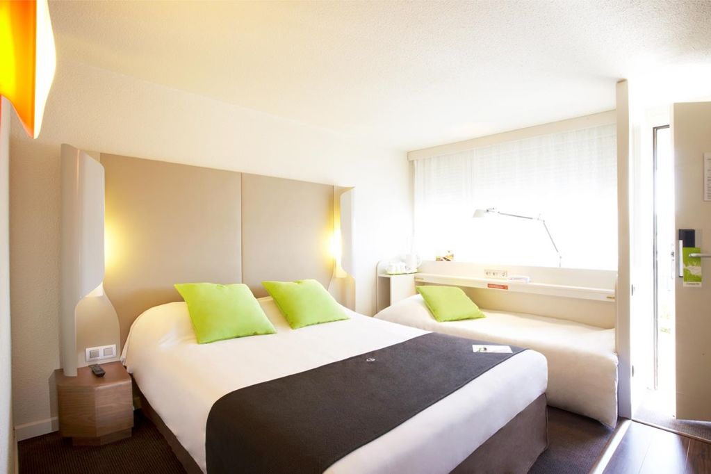 Campanile Gueret Hotel Exterior photo